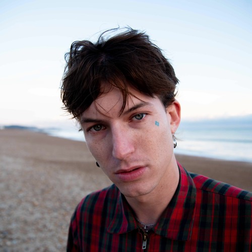 Gus Dapperton