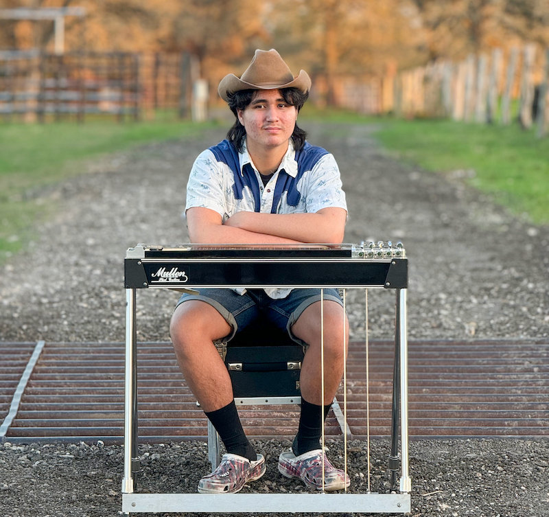 Pedal Steel Noah
